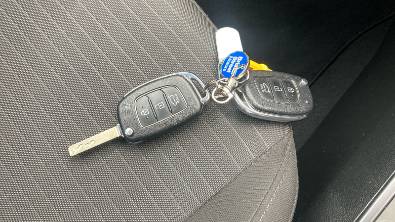 Hyundai i20 1.0T GDi 48V MHD SE Connect 5dr Petrol Hatchback